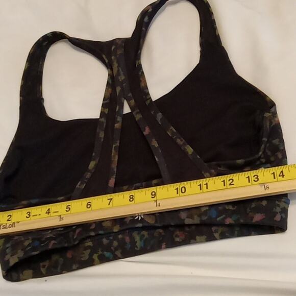 Athleta multicolored cheetah print Medium sports bra. Activewear, Comfy, Cute - Picture 6 of 8